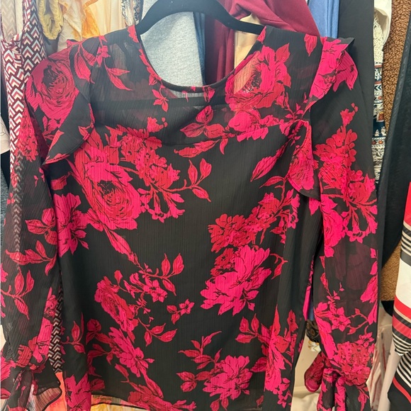 Roz & Ali Red and Pink Graphic Cut Out Blouse - Picture 1 of 4